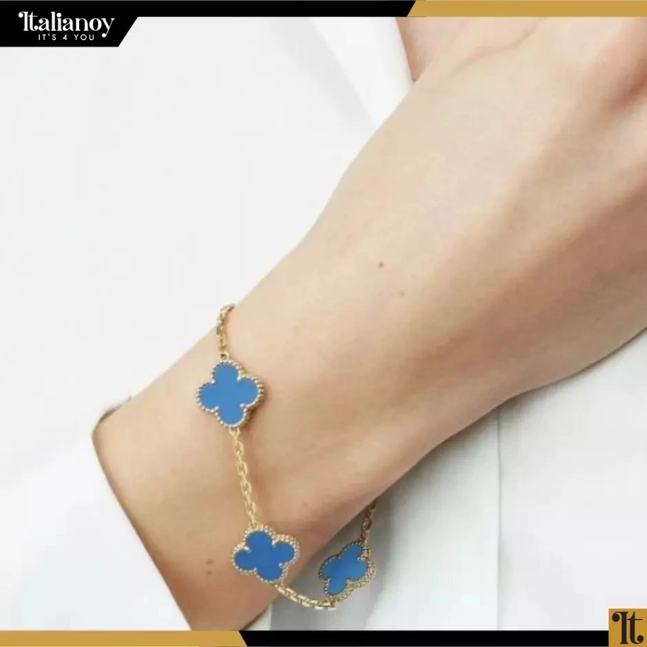 Van Cleef Vintage Alhambra bracelet Blue