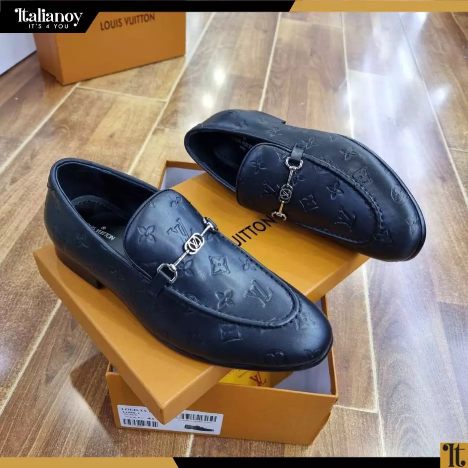 Louis Vuitton loafers shoes black for men