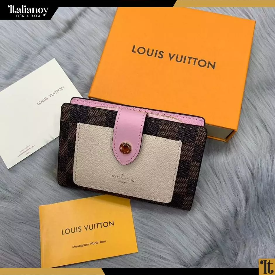 The Louis Vuitton "Juliet" classic wallet