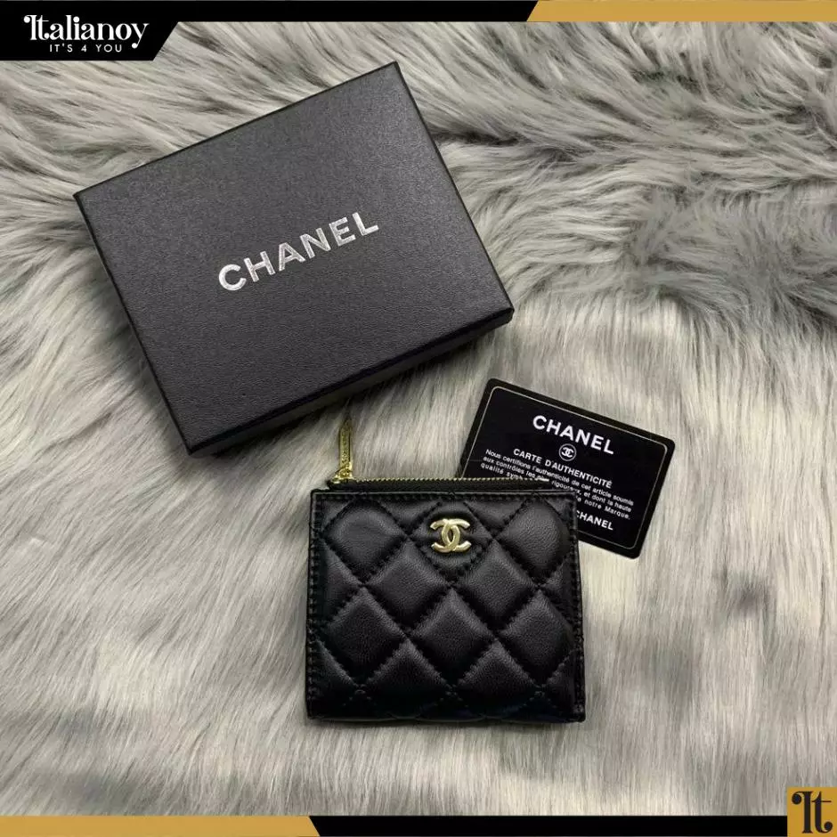 Chanel card holder lambskin leather black gold