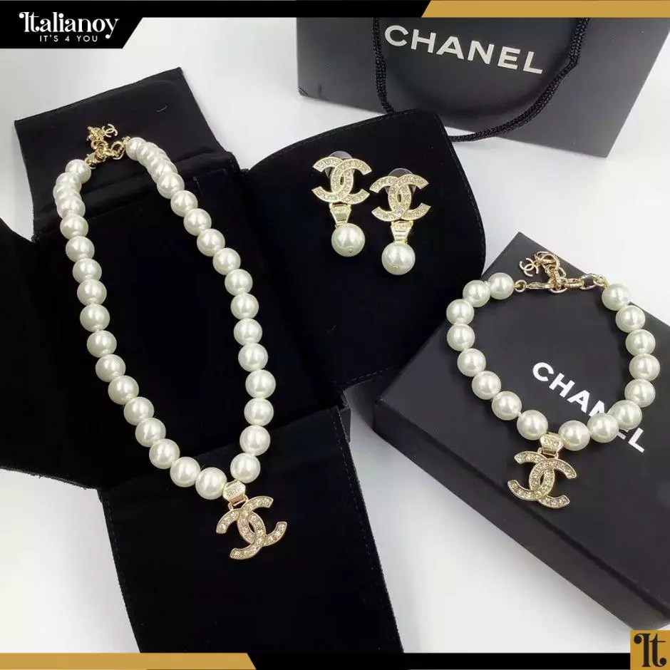 Chanel Pearl CC Necklace - Braceleted - Earrings