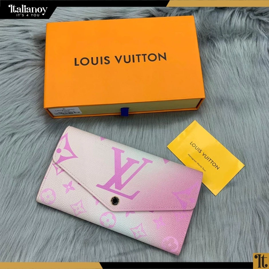 Louis Vuitton Victoire cloth clutch belt