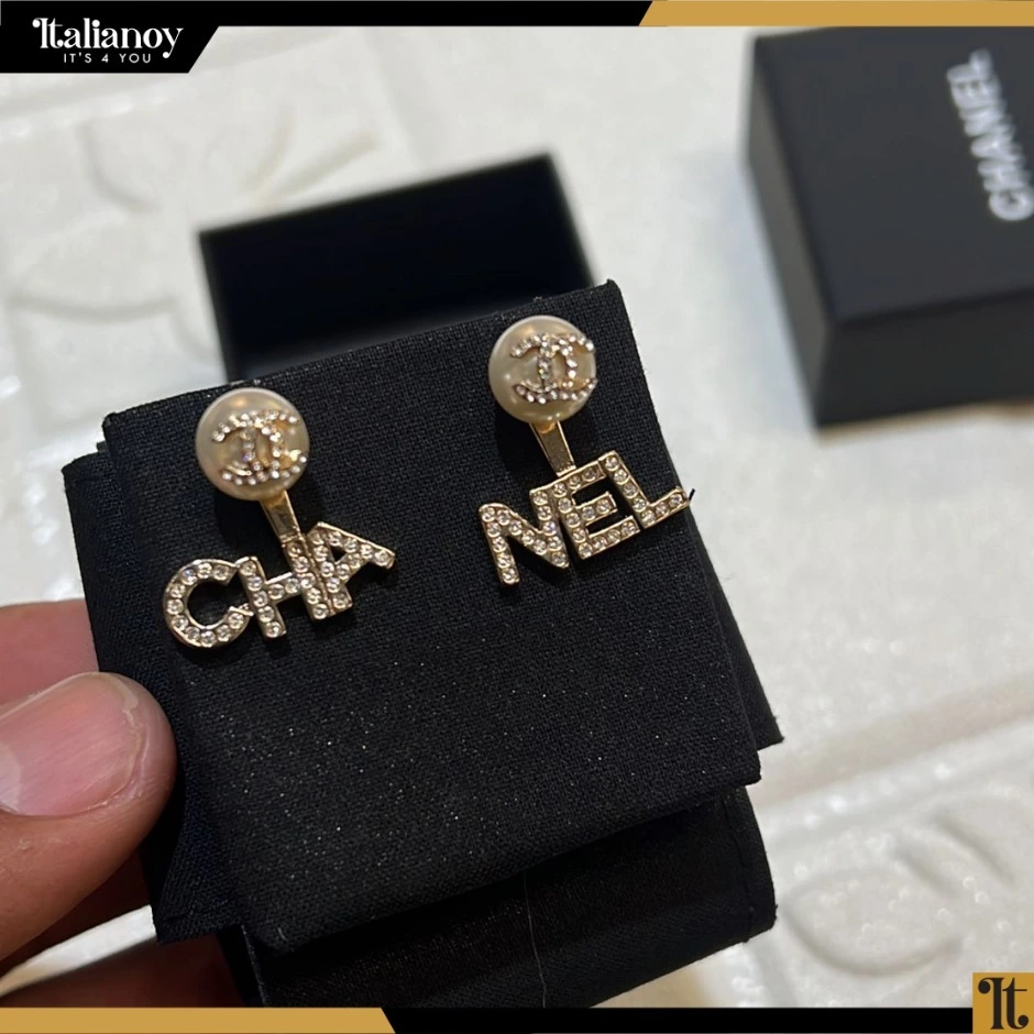 Chanel Earrings CC Pearl And Crystal Logo Gold