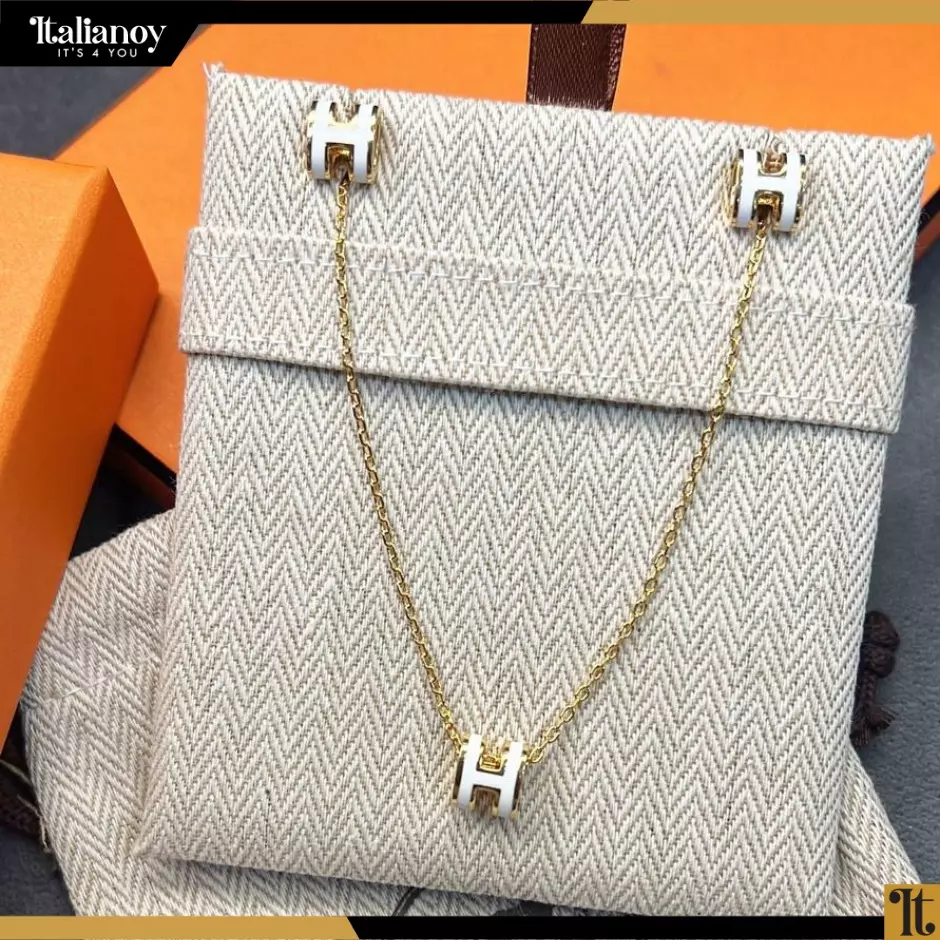 Hermes Pop H Pendant Necklace & earinings white in Gold Plated Coral