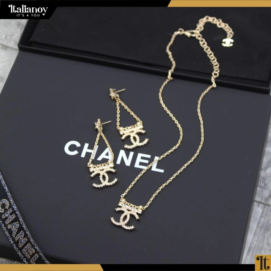 Chanel CC pearl necklace + Earring