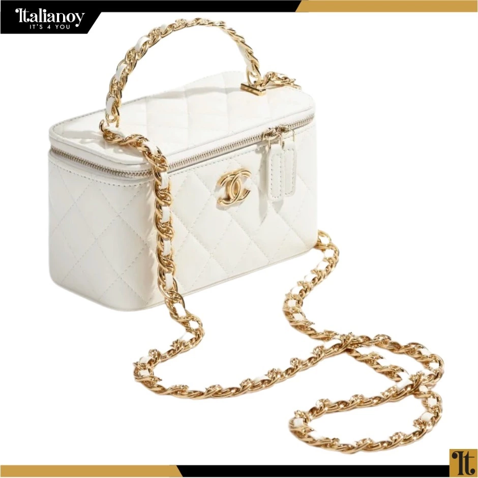 CLUTCH WITH CHAIN Grained Shiny Calfskin & Gold-Tone Metal White