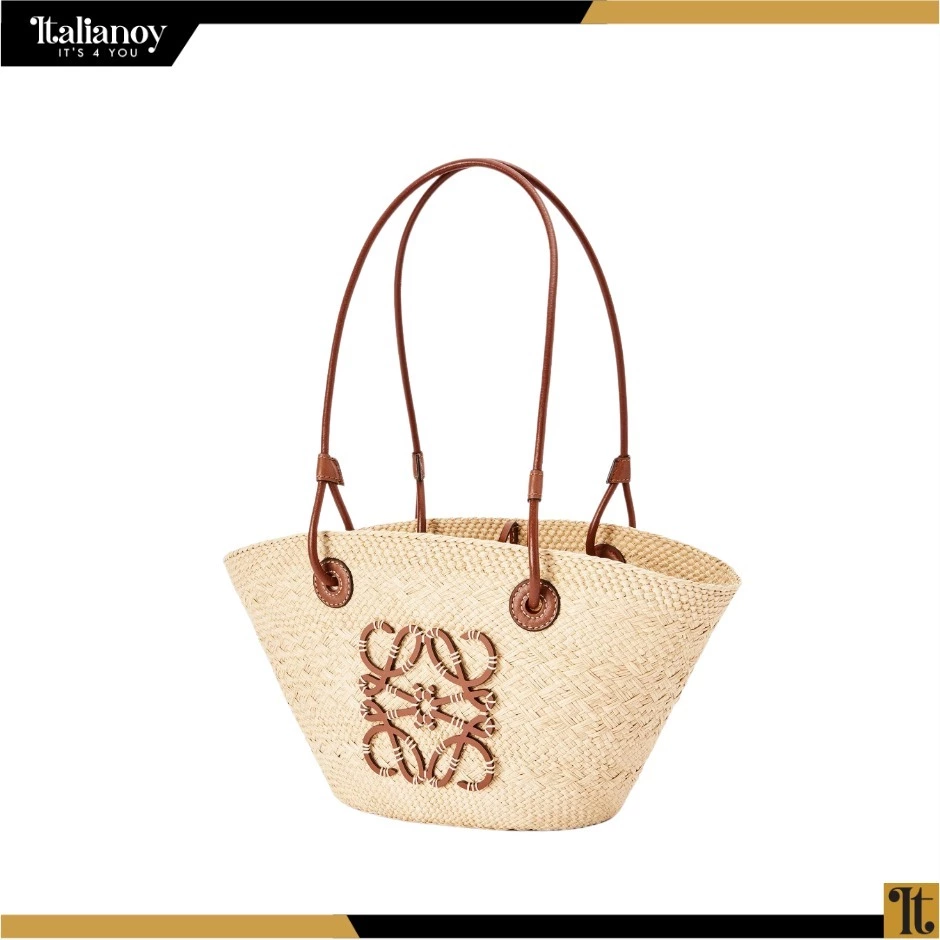 small-anagram-basket-bag-in-iraca-palm-and-calfskin